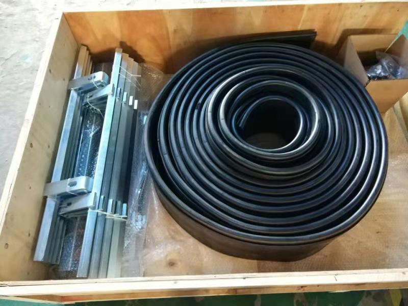 EPDM&nbsp;skirt&nbsp;finished